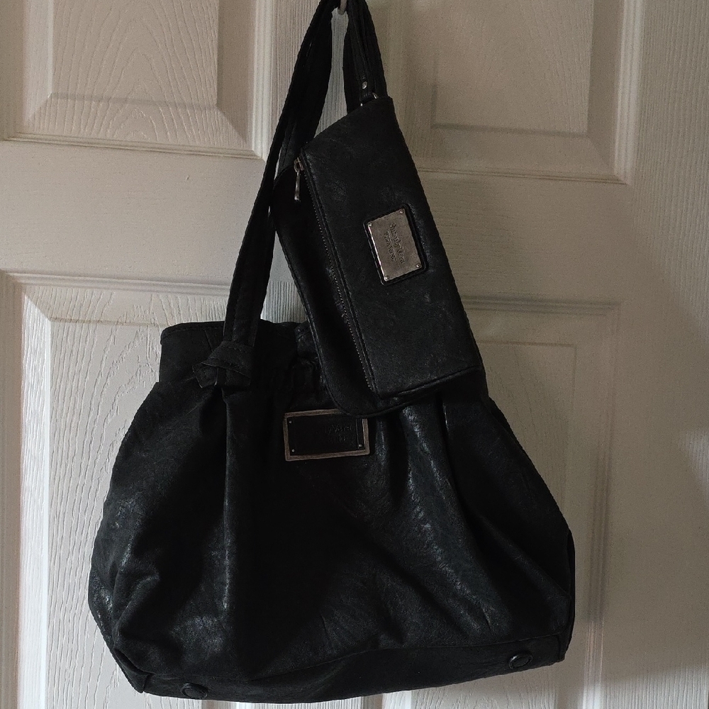 Simply Vera Vera Wang Black Shoulder Bag Set